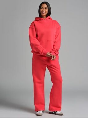 Comfrt Signature Hoodie XS Hibiscus-sold out